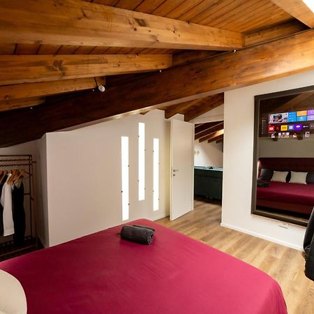 Abitare Il Tempo-Elegante E Moderno-Ad 1 Bus Da Roma Apartman Velletri Kültér fotó