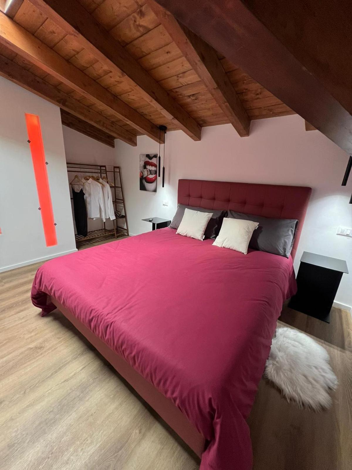 Abitare Il Tempo-Elegante E Moderno-Ad 1 Bus Da Roma Apartman Velletri Kültér fotó